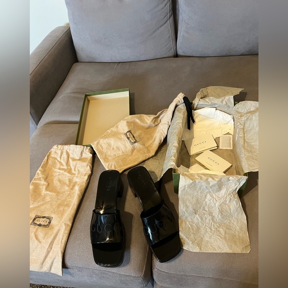 ‼️WOMEN'S GUCCI RUBBER SLIDE SANDAL‼️ - Picture 10 of 12